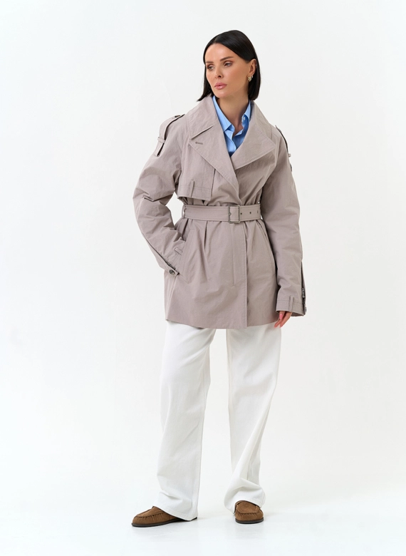 Женский плащ с поясом