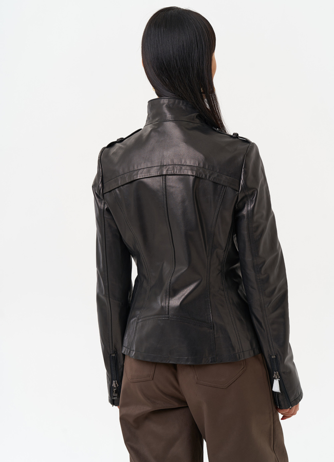 фото Женская кожаная куртка модель № 20500