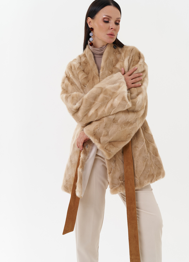 Женская шуба из скандинавской норки модель № 27627 универмаг малина