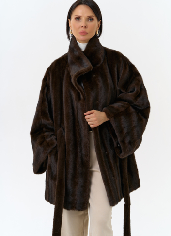 Женская шуба из эко меха с воротником стойкой