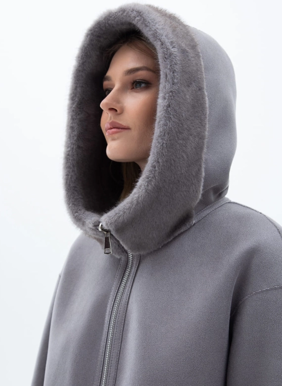 Женская двухсторонняя дубленка из эко кожи с капюшоном
