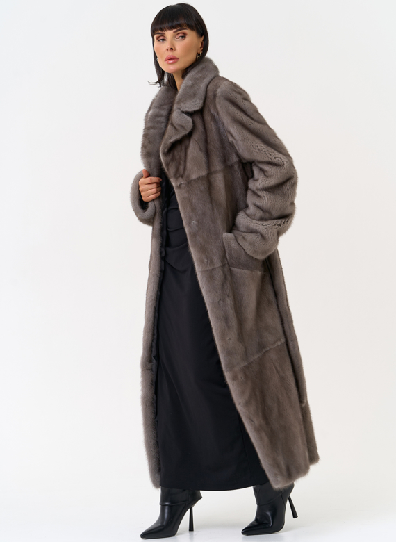 Длинная шуба из меха норки с английским воротником