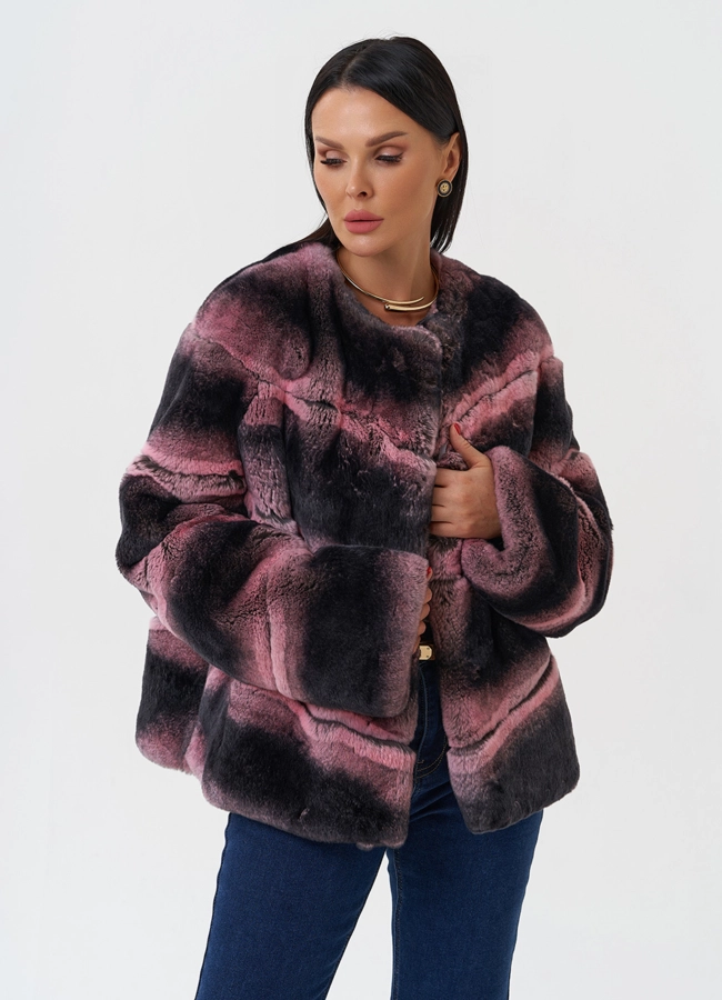 Короткая шуба из меха кролика модель № 29123 меха малина