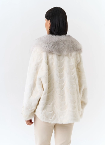 Шуба из норки с отделкой из меха лисы фото