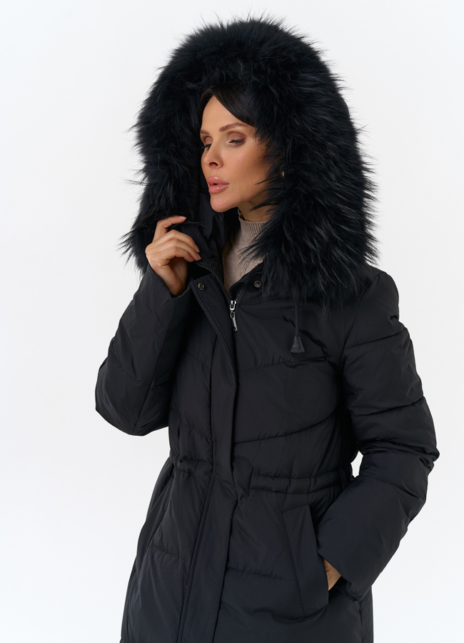 Женский пуховик с капюшоном из меха чернобурки модель № 31970 универмаг малина