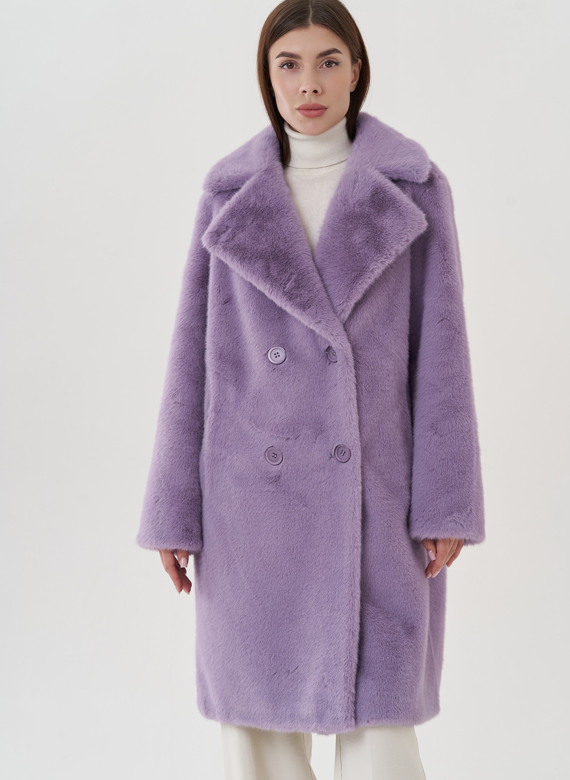 Женского пальто из эко меха на пуговицах