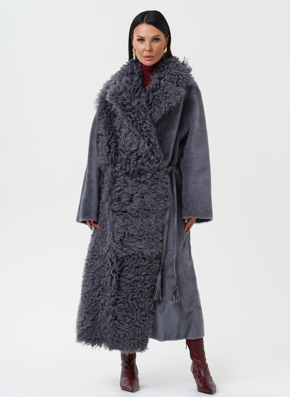 Длинная дубленка из натурального меха