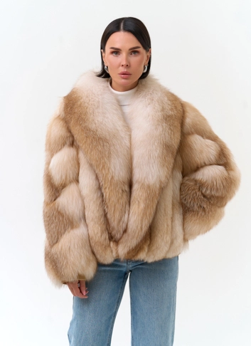 Шуба из меха лисы